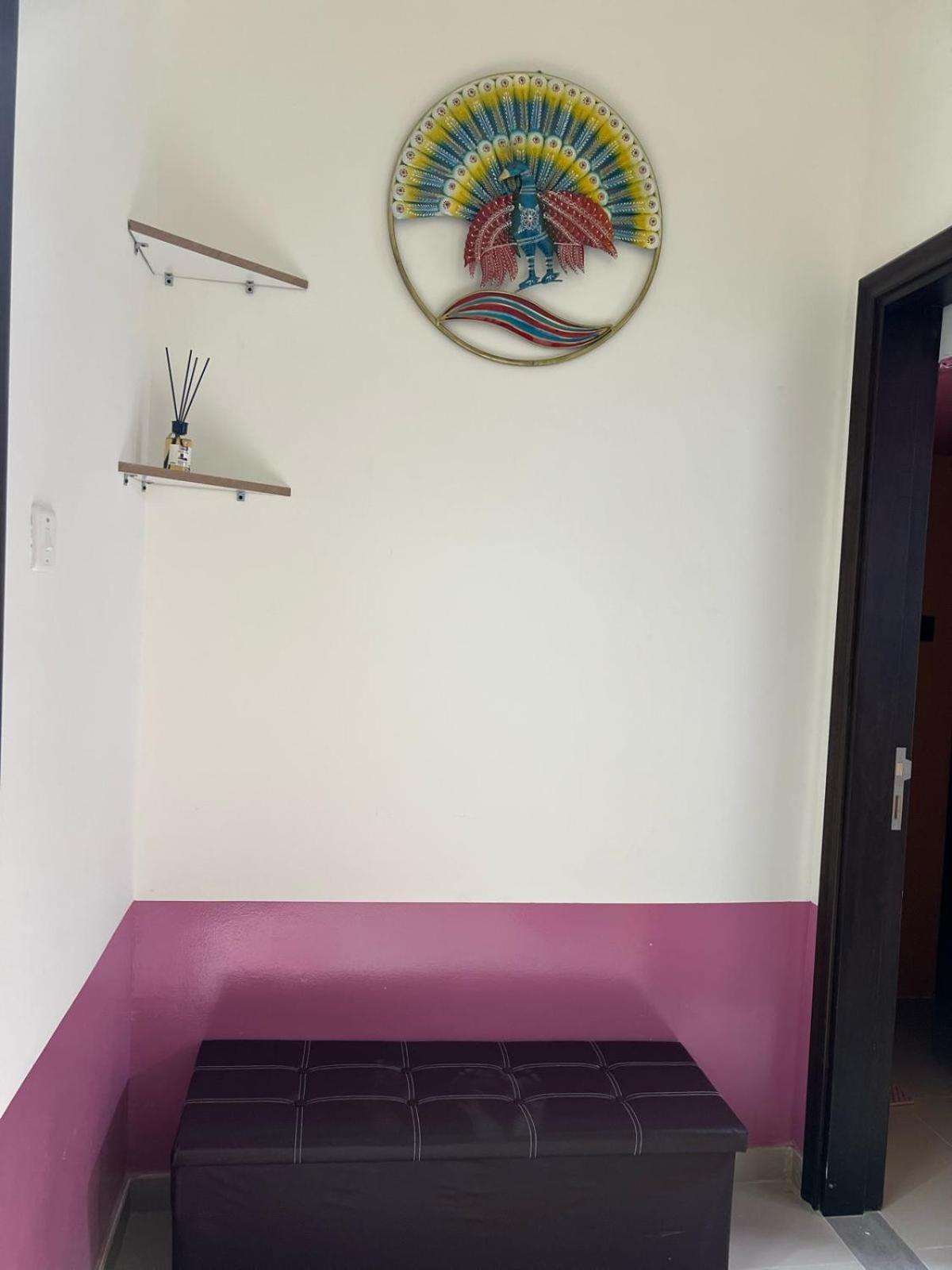 Moon Backpackers Burjman Exit 2, Family Partitions, Loft Partitions, Homestay