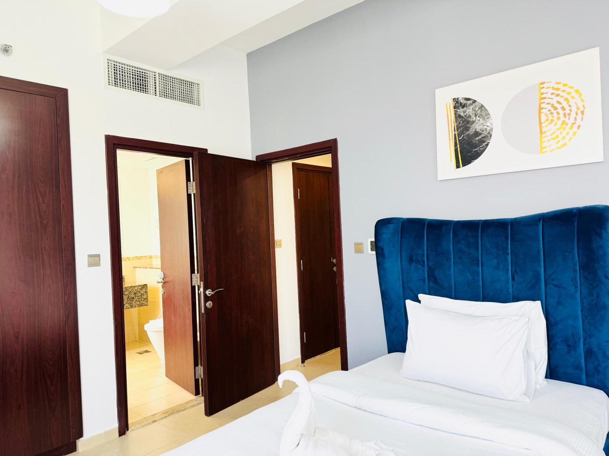 Apartment Amwaj , 2 Bedroom - Jbr Walk, Direct Beach Access