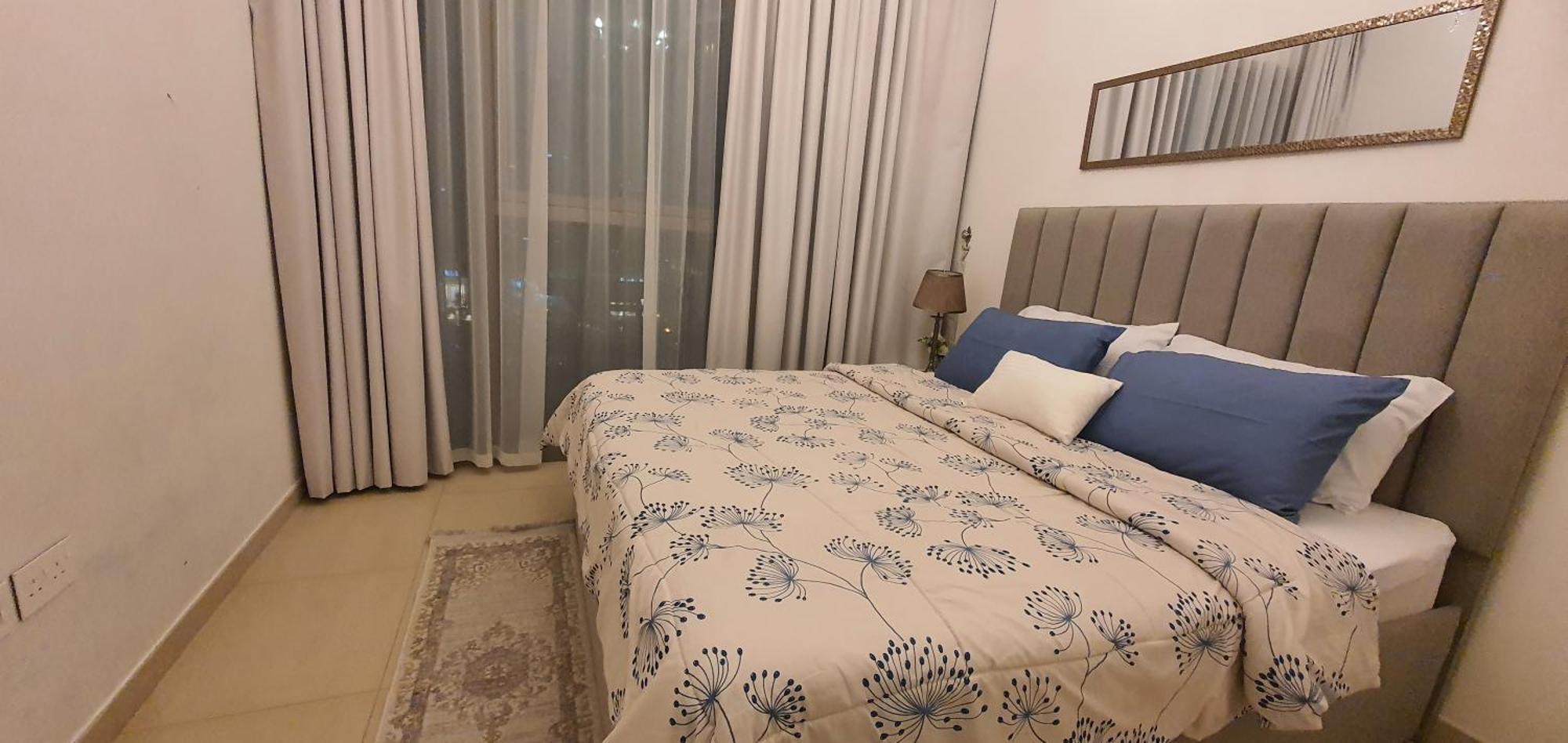 Svizona Premium 2bhk, Burj Khalifa View, Downtown Apartment *