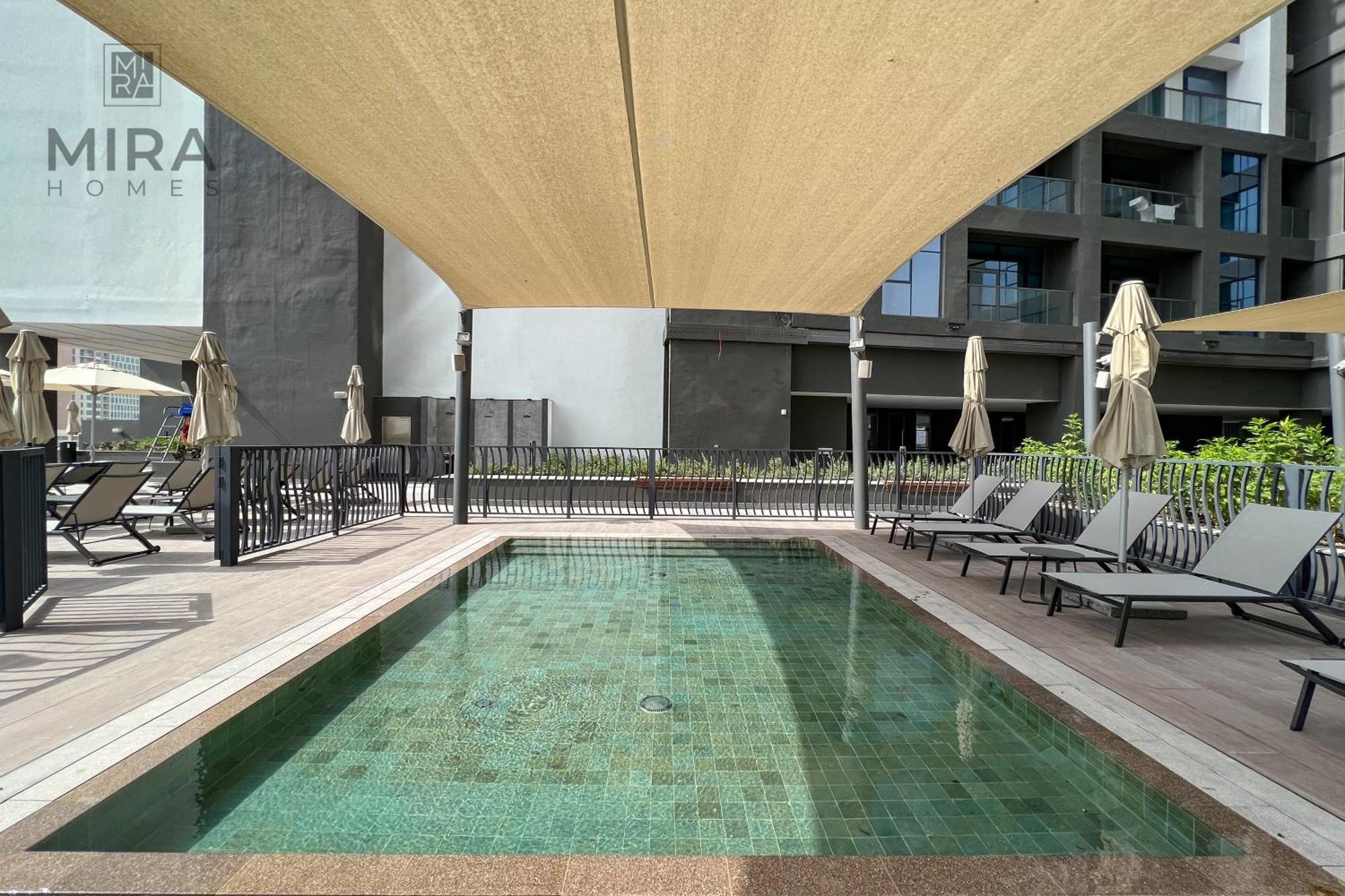 Mira Homes - Serviced 1 Bedroom In Business Bay