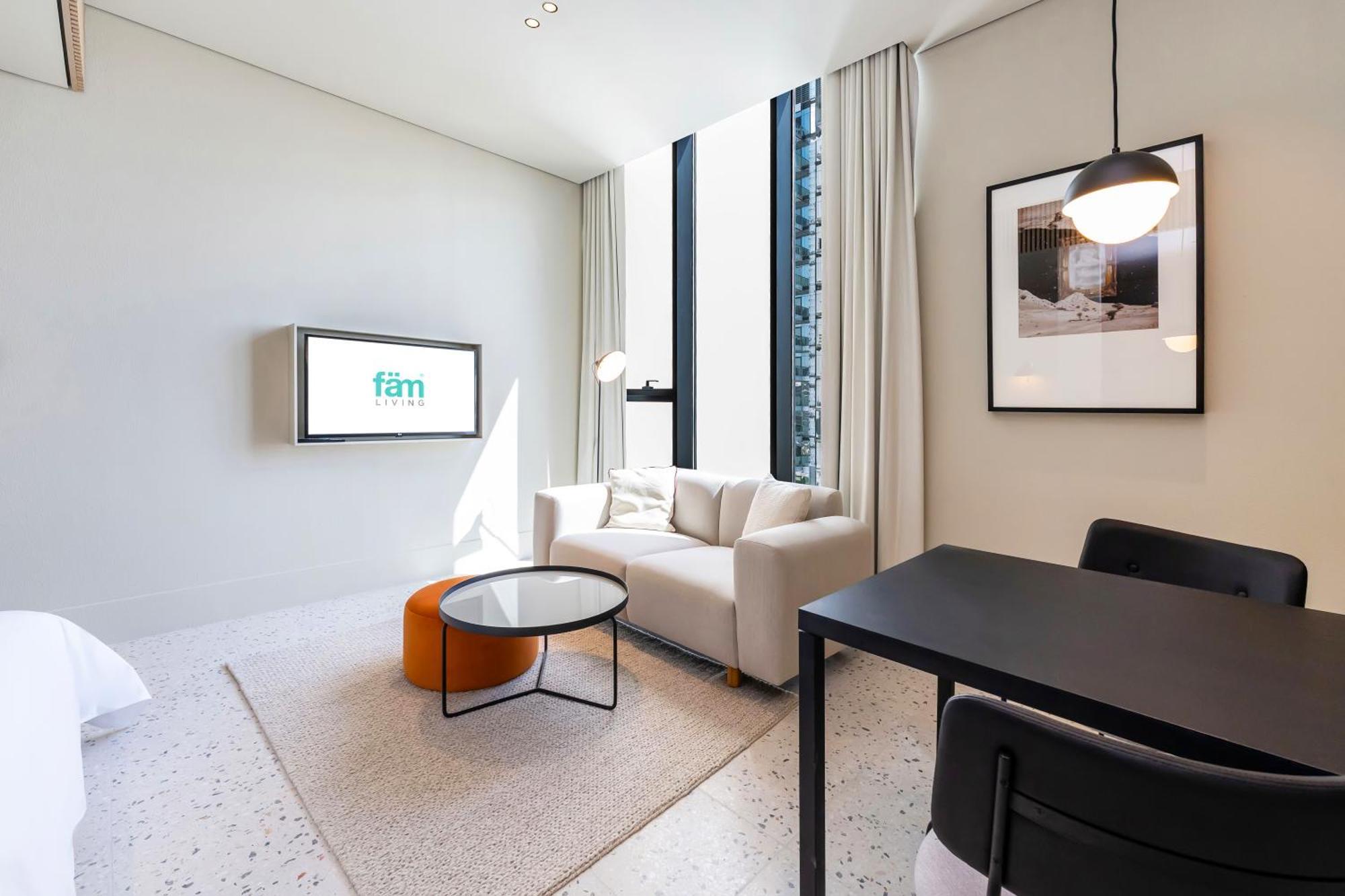 Fam Living - Upside Living - Wfh Friendly-business Bay Dubai