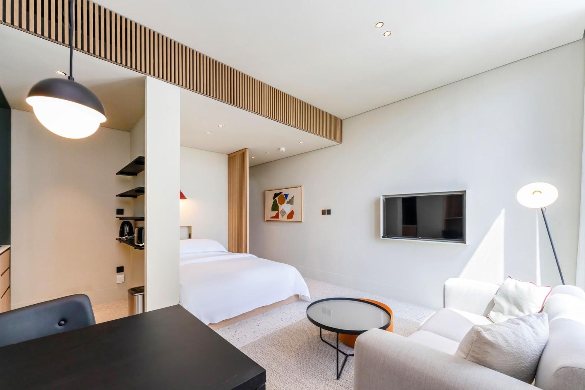 Apartment Fam Living - Upside Living - Wfh Friendly-business Bay Dubai