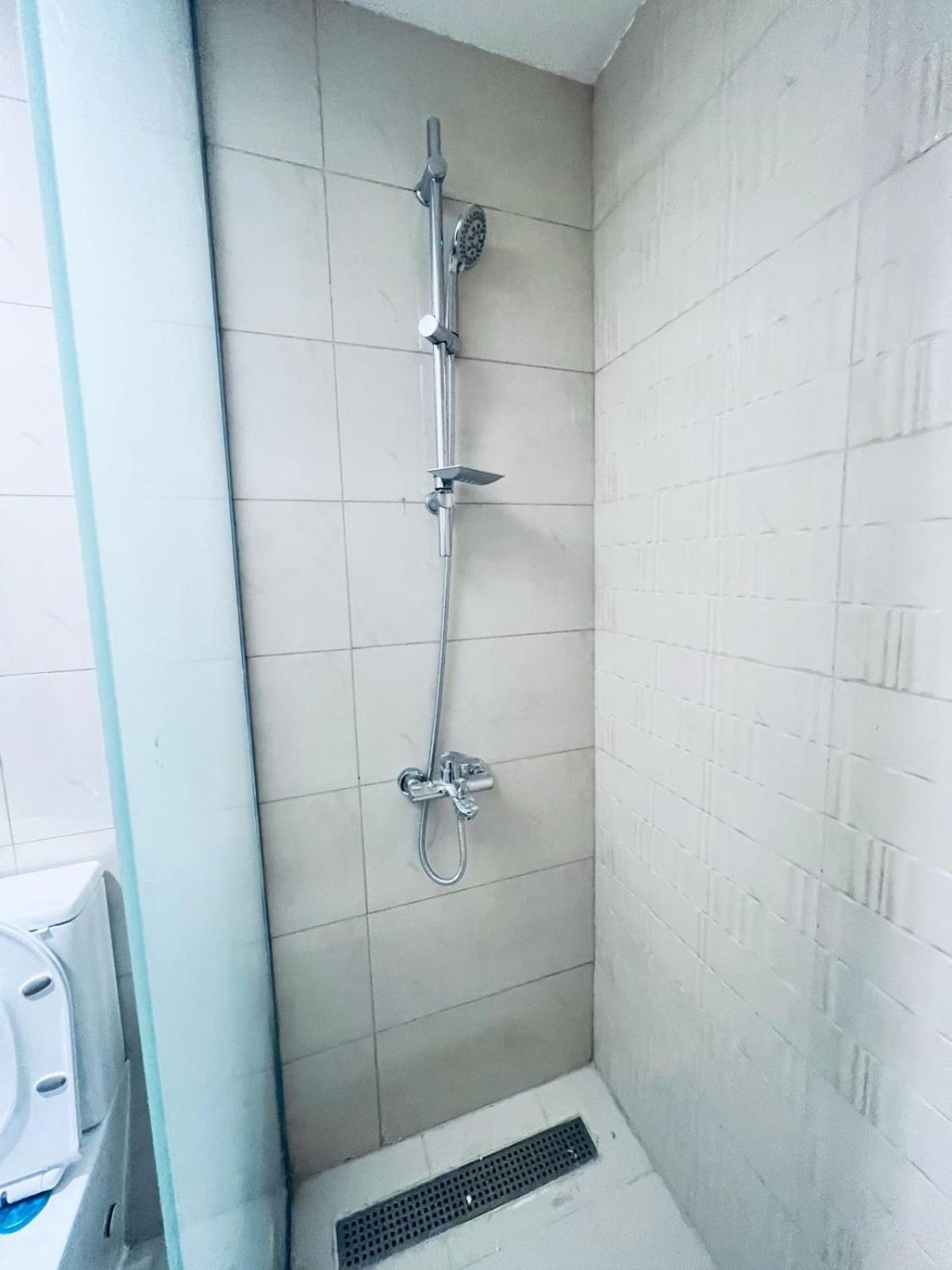 Moon Backpackers Burjman Exit 2, Family Partitions, Loft Partitions, Homestay Dubai