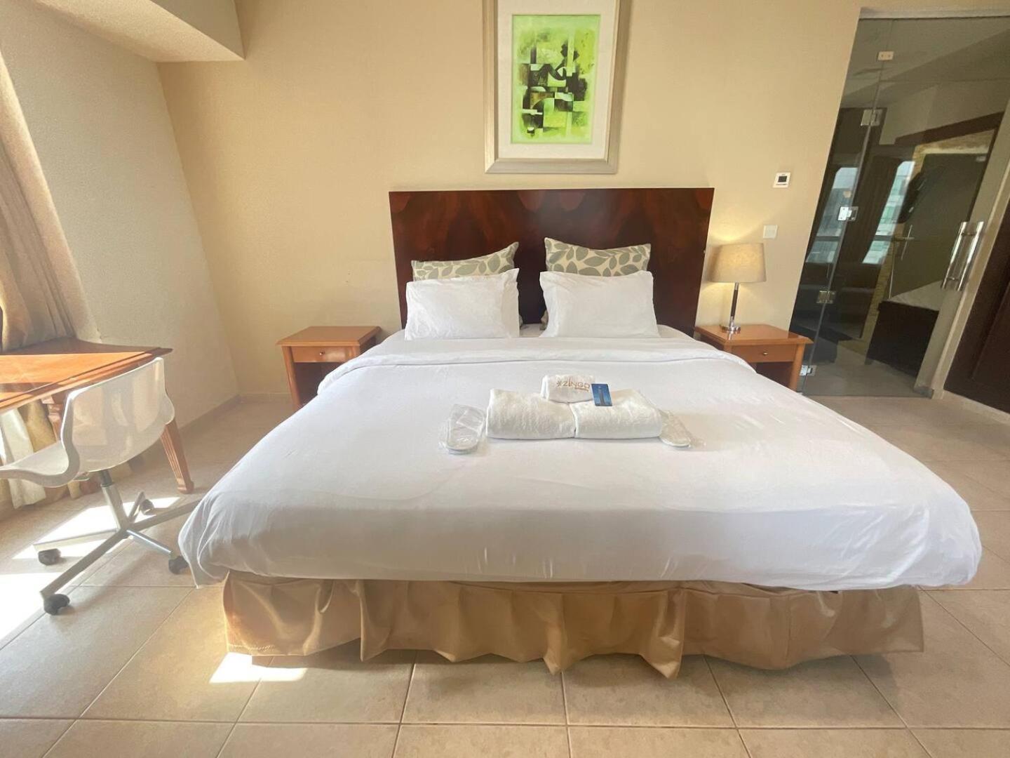 Homestay Ensuite In Coliving In Marina Dubai