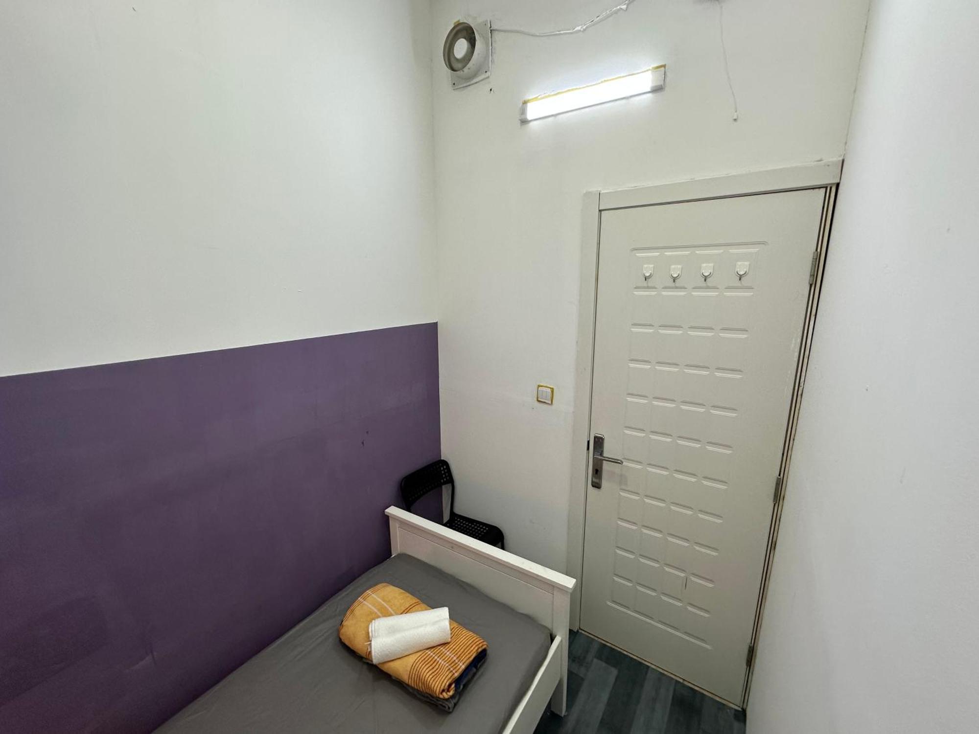 Calm Partition Near Mashreq Metro