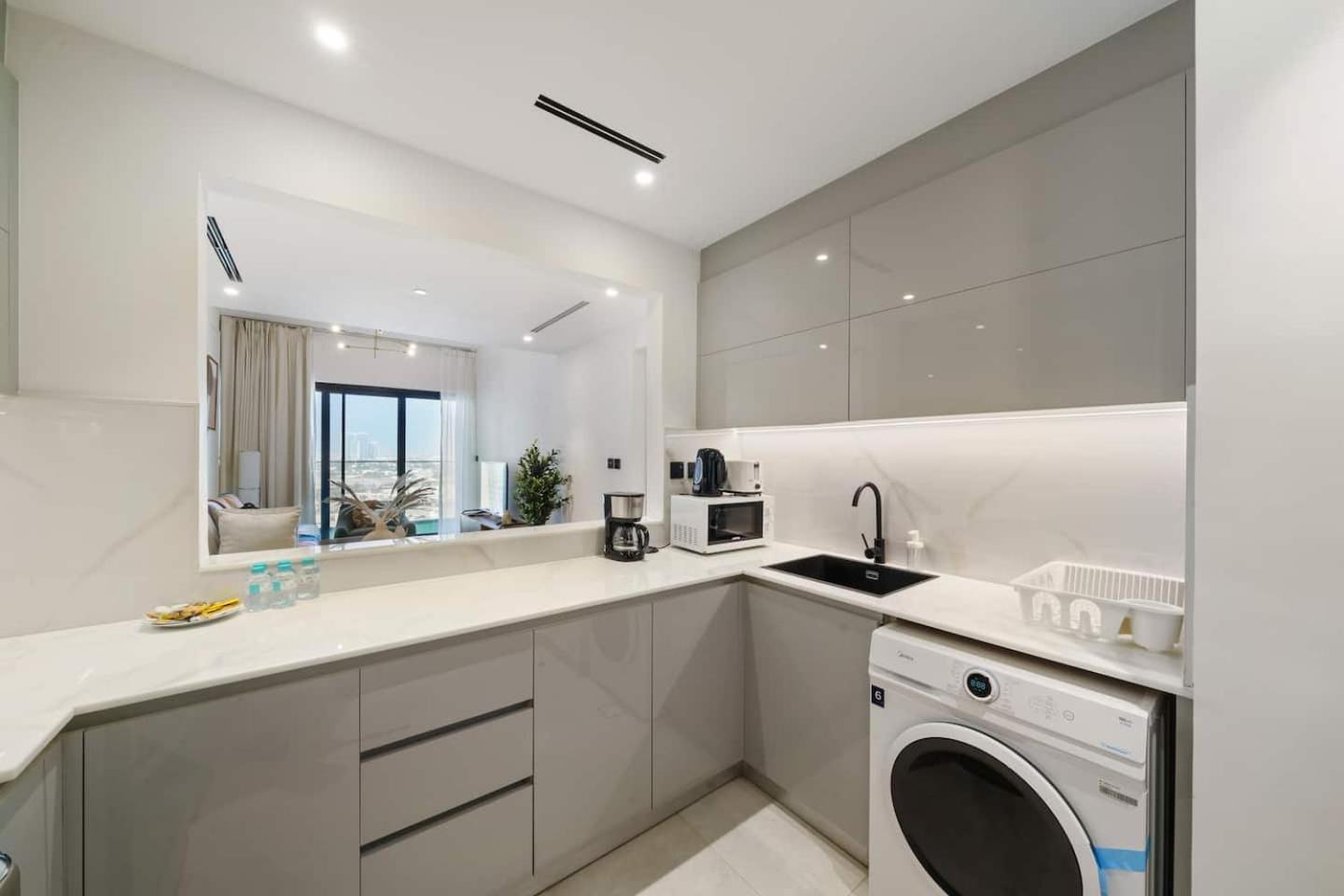 Stunning 3 Bedroom In Binghatti Creek * Dubai