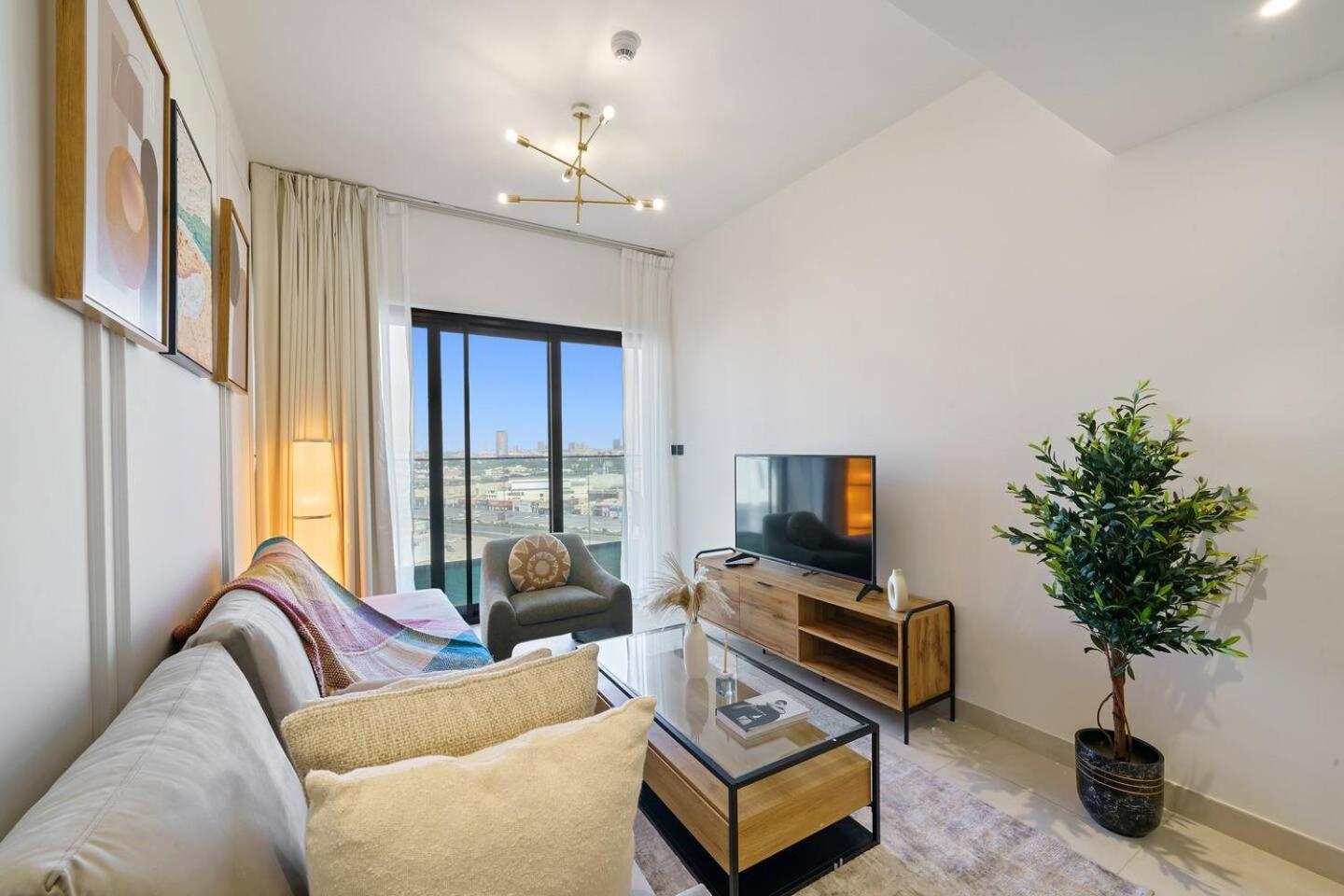 Apartment Stunning 3 Bedroom In Binghatti Creek