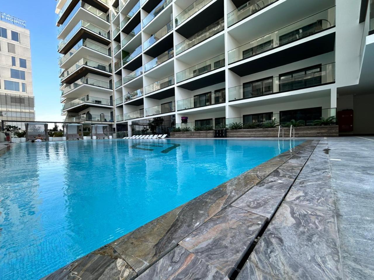 Stunning 3 Bedroom In Binghatti Creek Apartment *