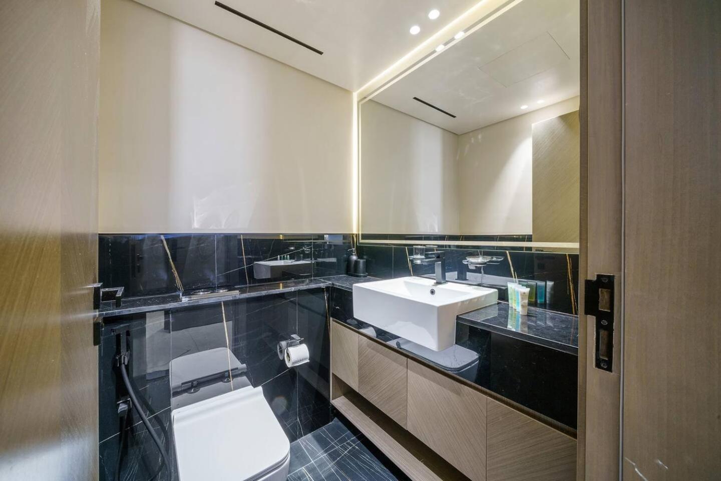 Apartment Stunning 3 Bedroom In Binghatti Creek