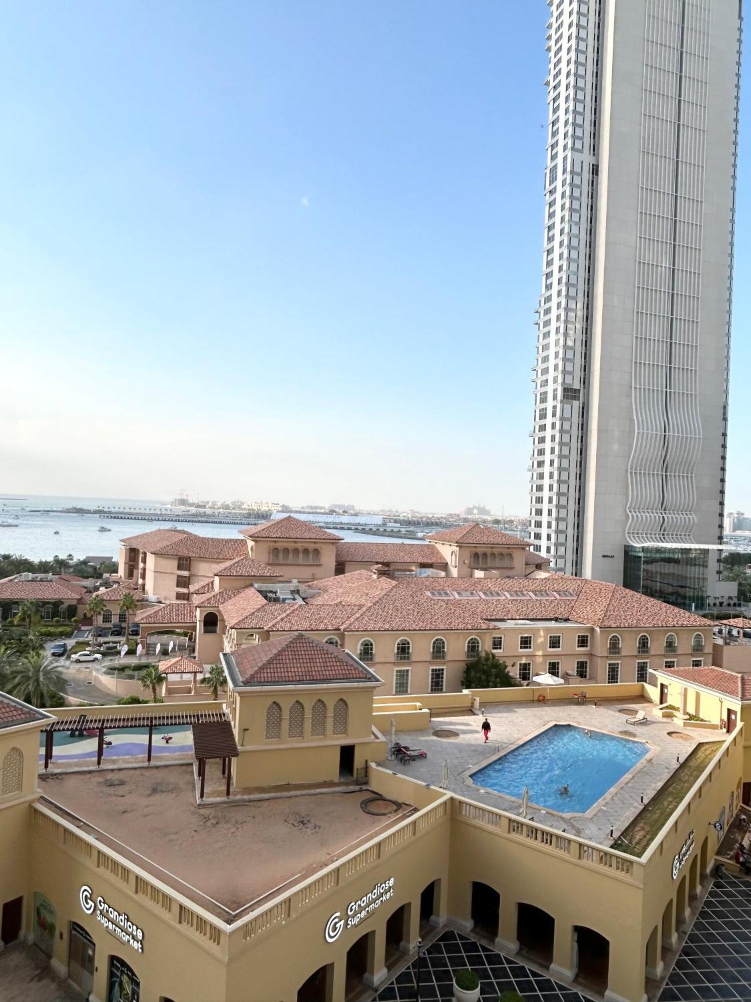 Seaside Spacious With Vibrant Vibes In Jbr By Sweet Homes *