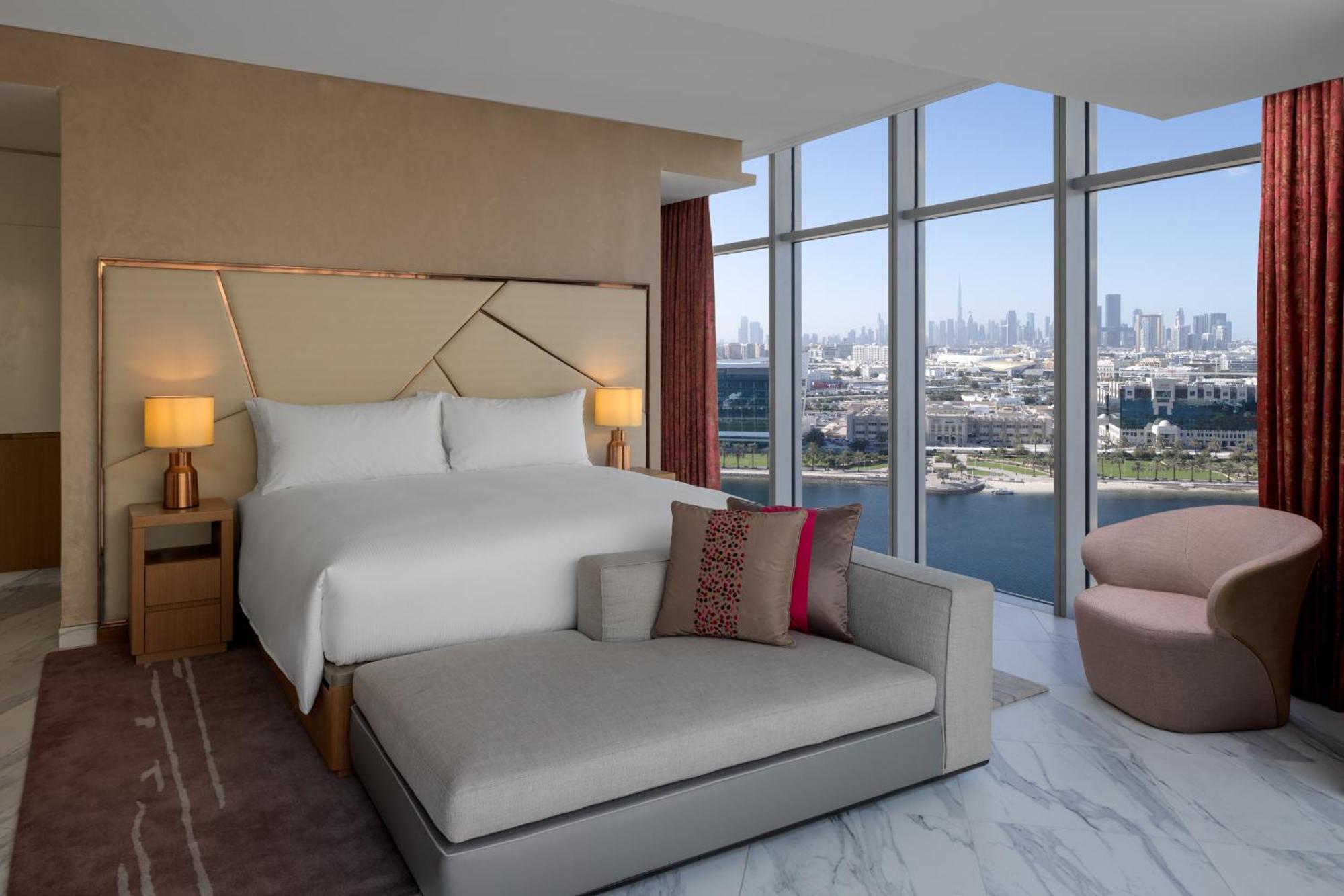 Hilton Creek & Residences
