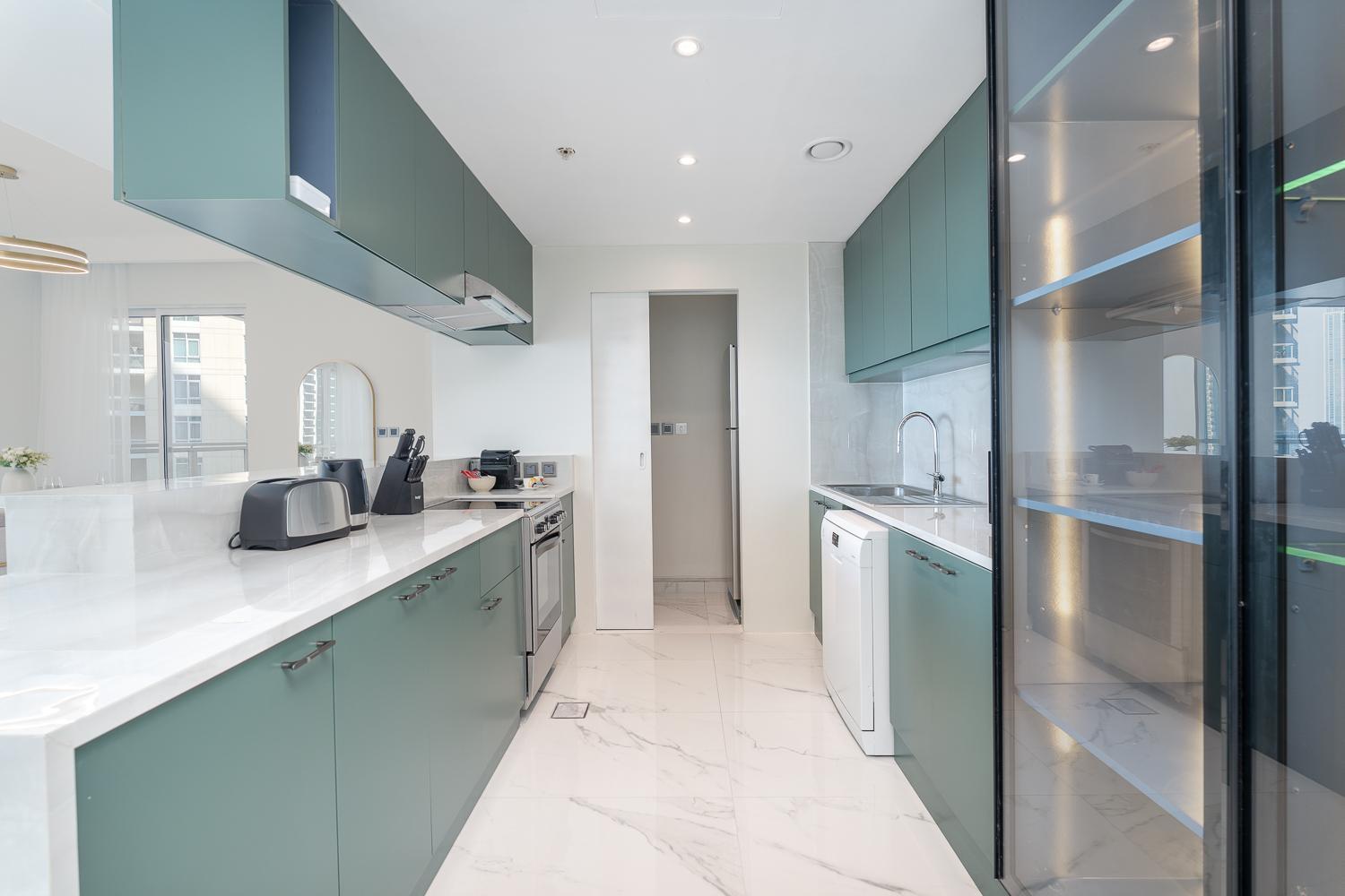 Astonishing 2 Bedroom Full Burj Khalifa View Apartment Dubai