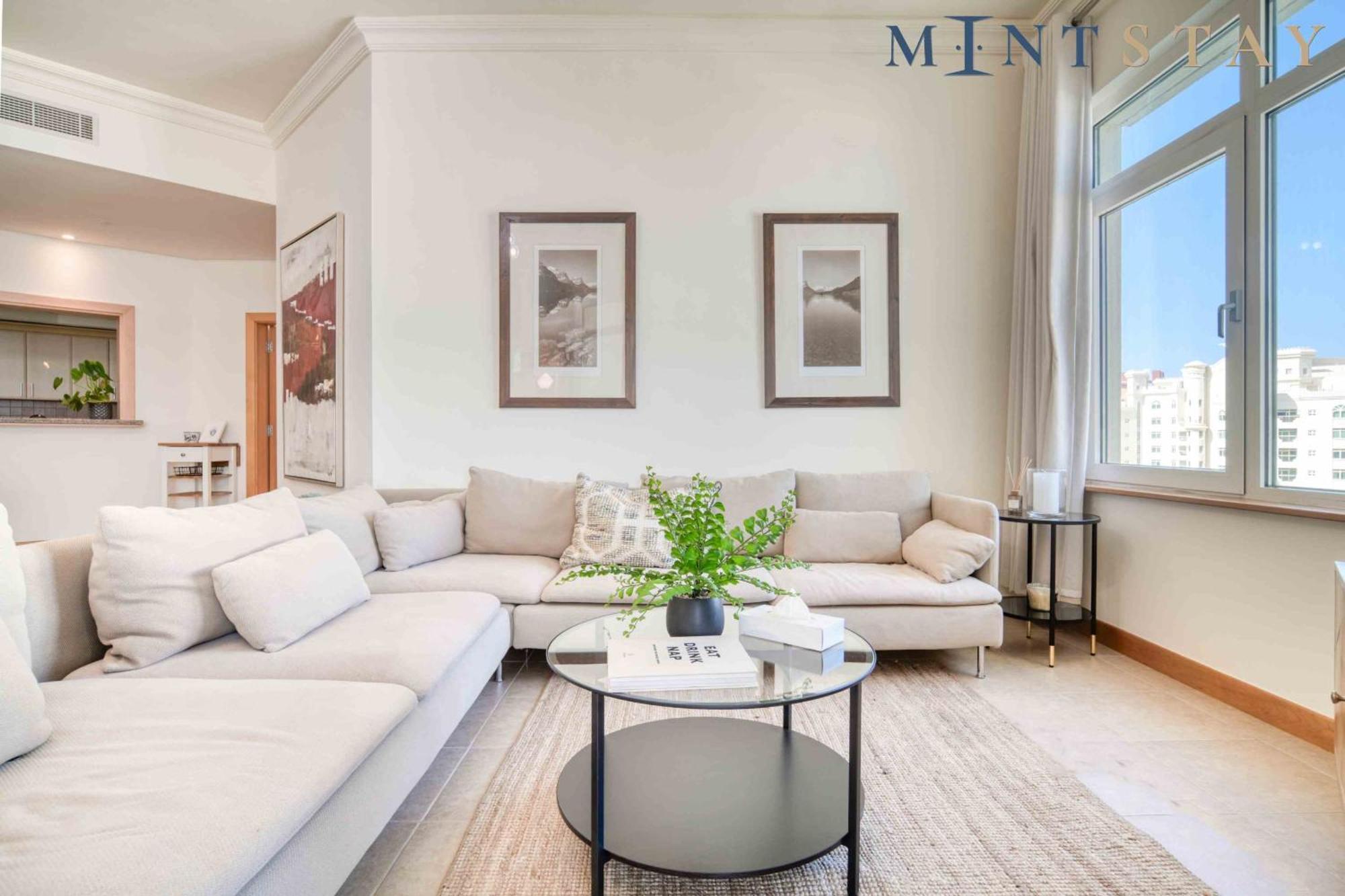 Shoreline 14, Palm Jumeirah - Mint *