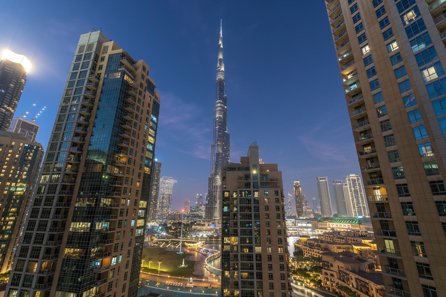Astonishing 2 Bedroom Full Burj Khalifa View Dubai