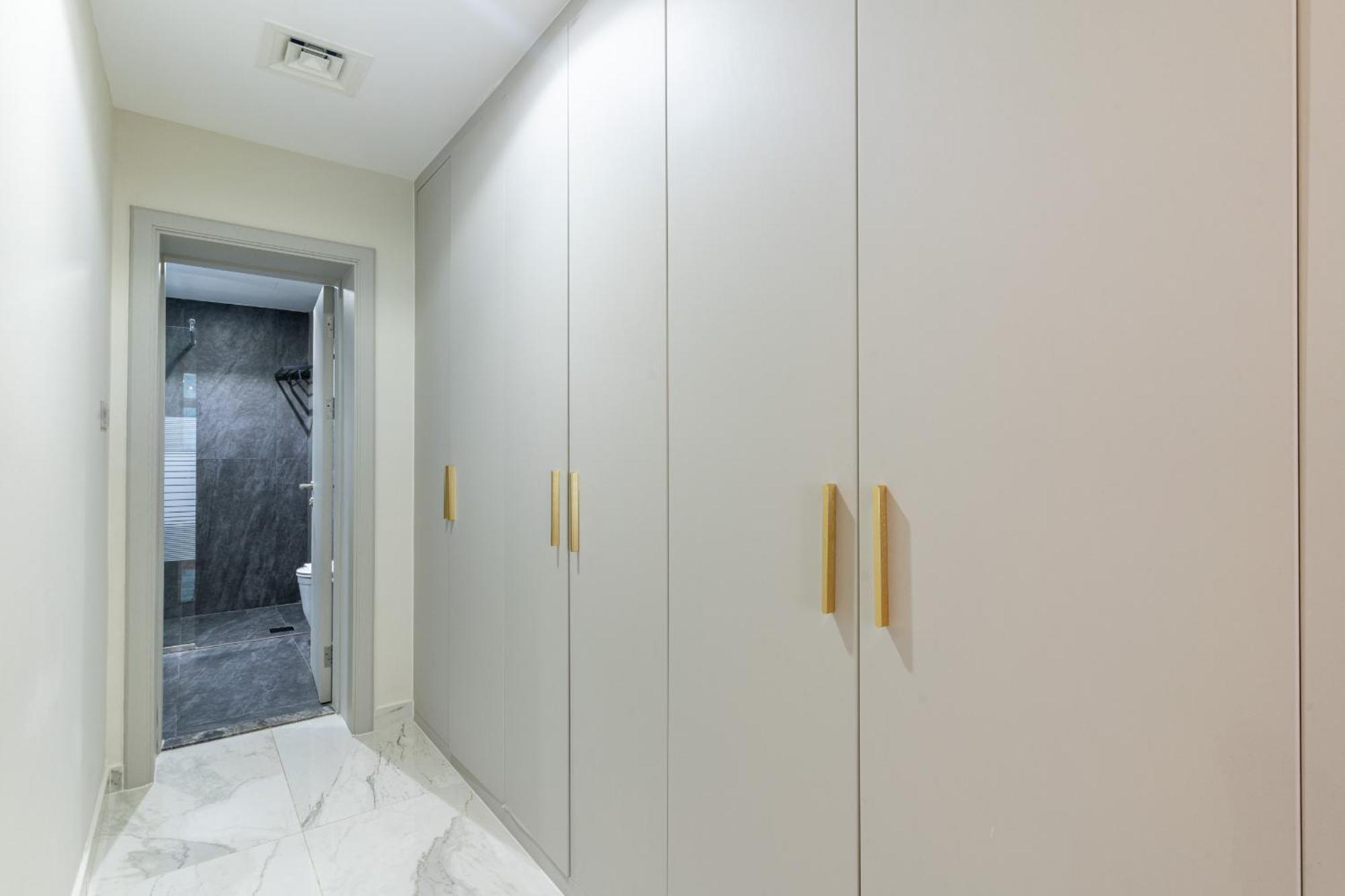 Apartment Spacious 1br In The Iconic Torch Tower, Marina - Allsopp&allsopp *