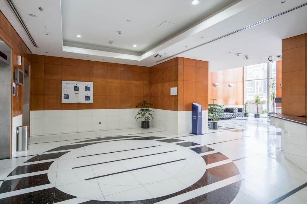 Higuests - Incredible Views In Deira 5-min To Airport Dubai