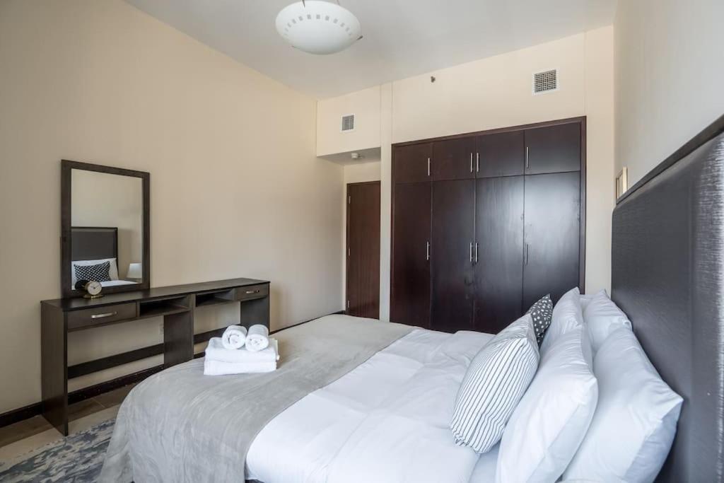 Higuests - Incredible Views In Deira 5-min To Airport *