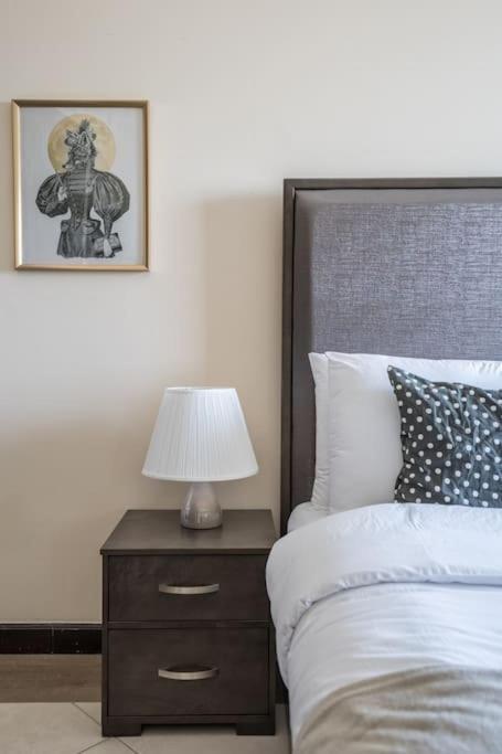 Apartment Higuests - Incredible Views In Deira 5-min To Airport Dubai
