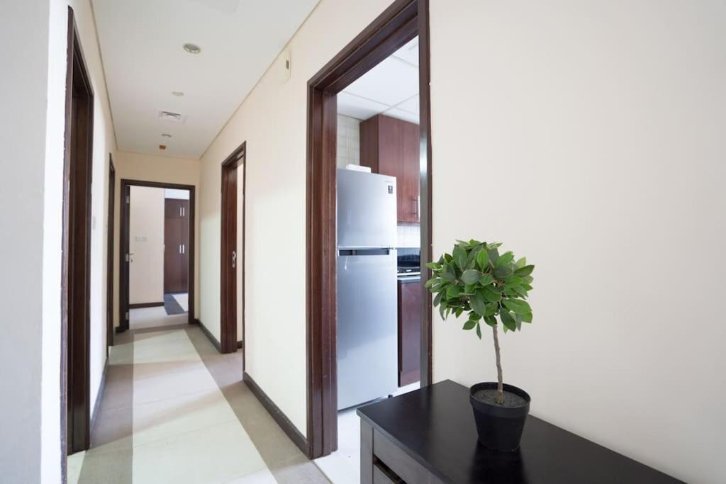 Higuests - Incredible Views In Deira 5-min To Airport Apartment *