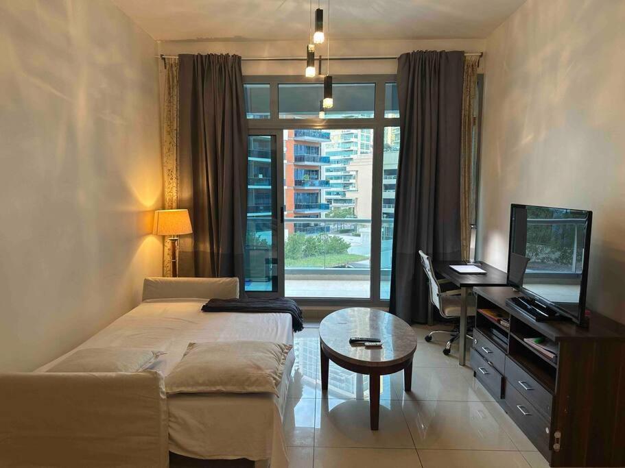 2bedroom/3bath, Daily Maid, 1 Min To Dmcc Metro * Dubai