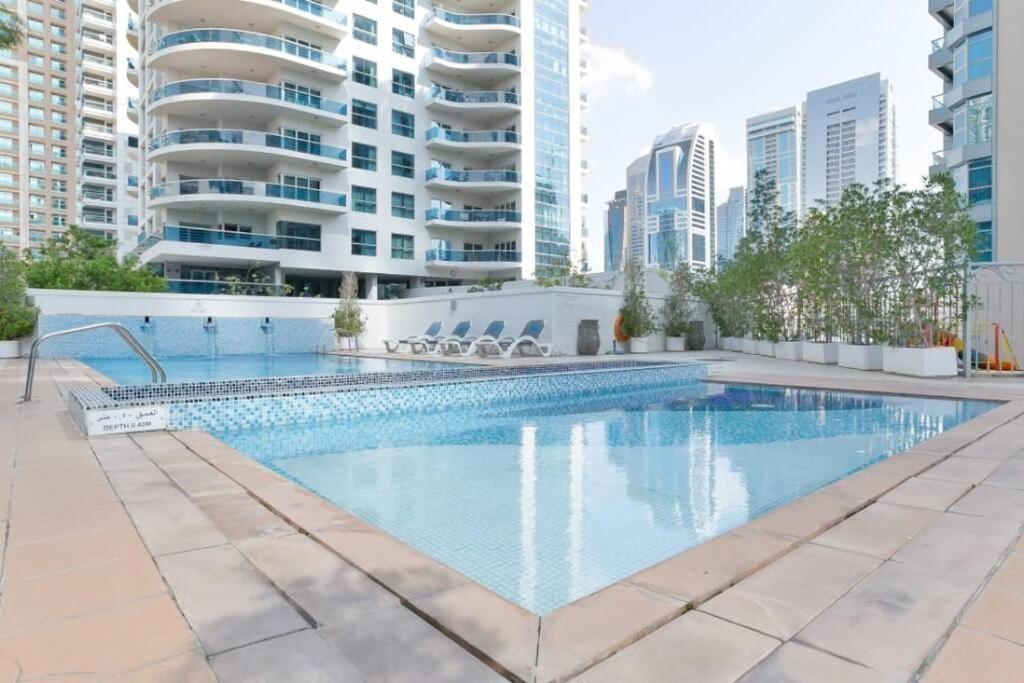 2bedroom/3bath, Daily Maid, 1 Min To Dmcc Metro