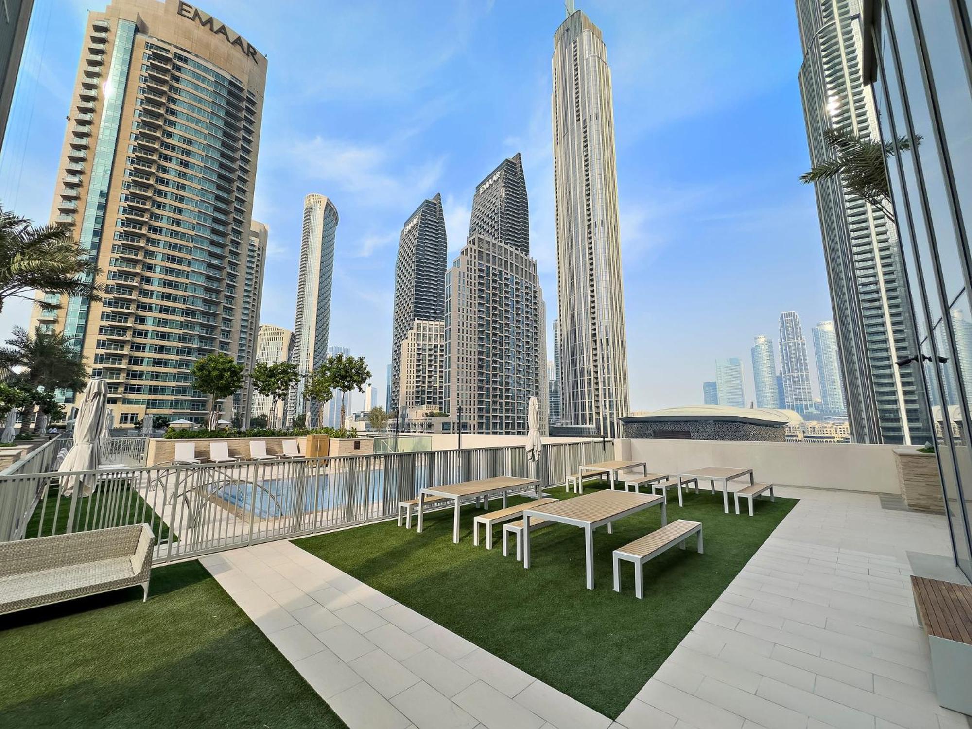 2br With Skyline Views At Forte Near Opera Dubai