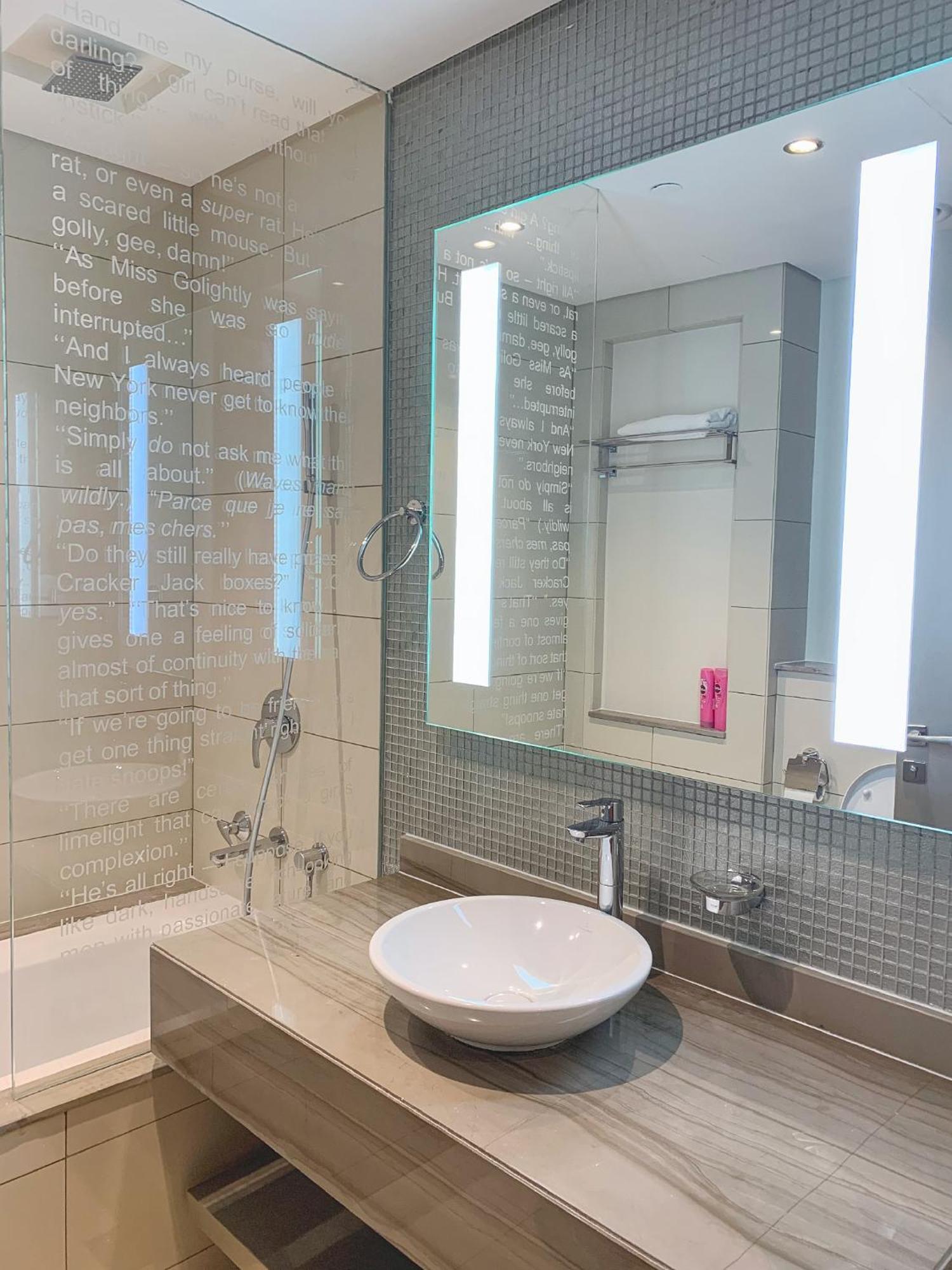 Apartment Luxurious In Paramount