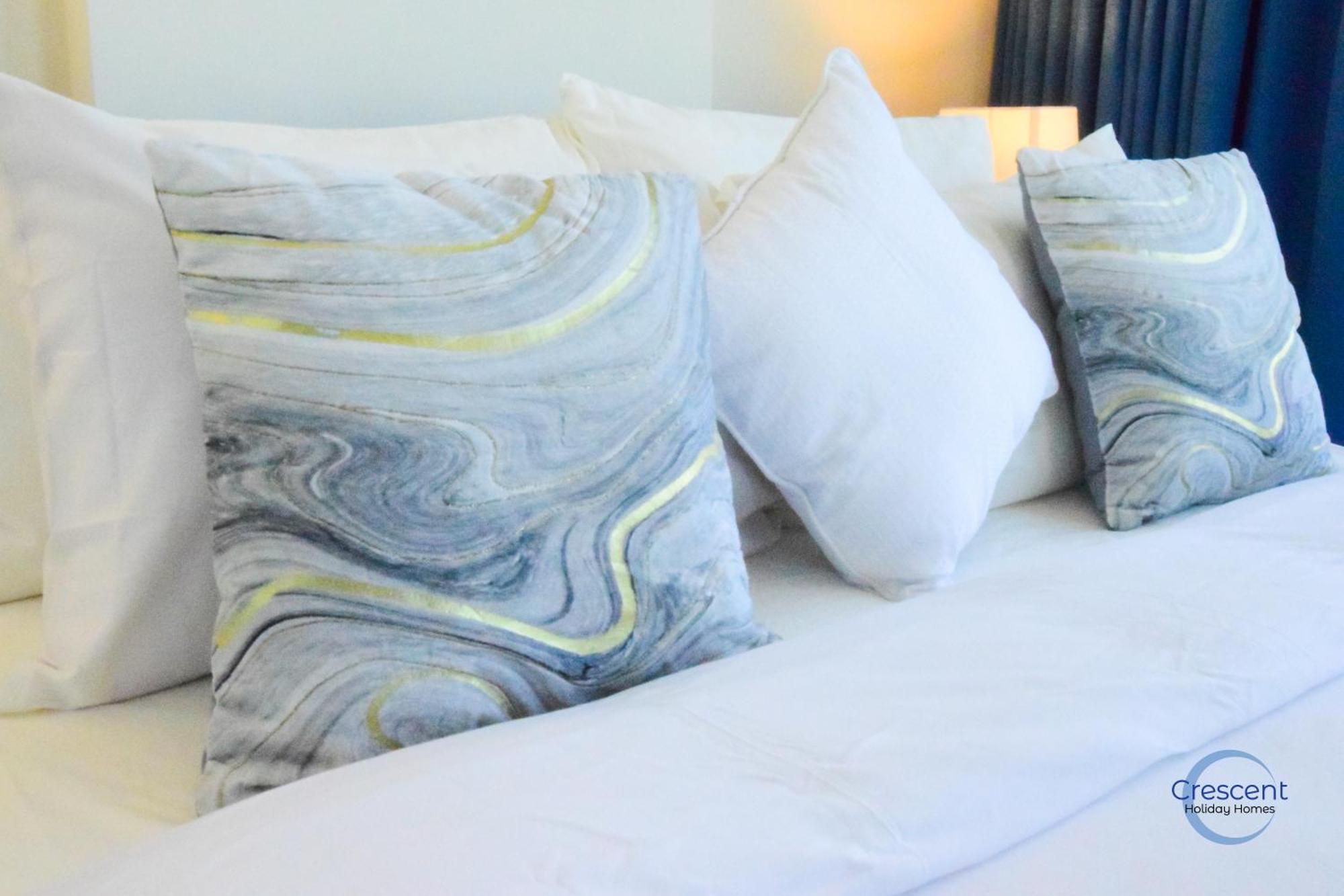 Apartment Breathtaking View 2 Bed Study *