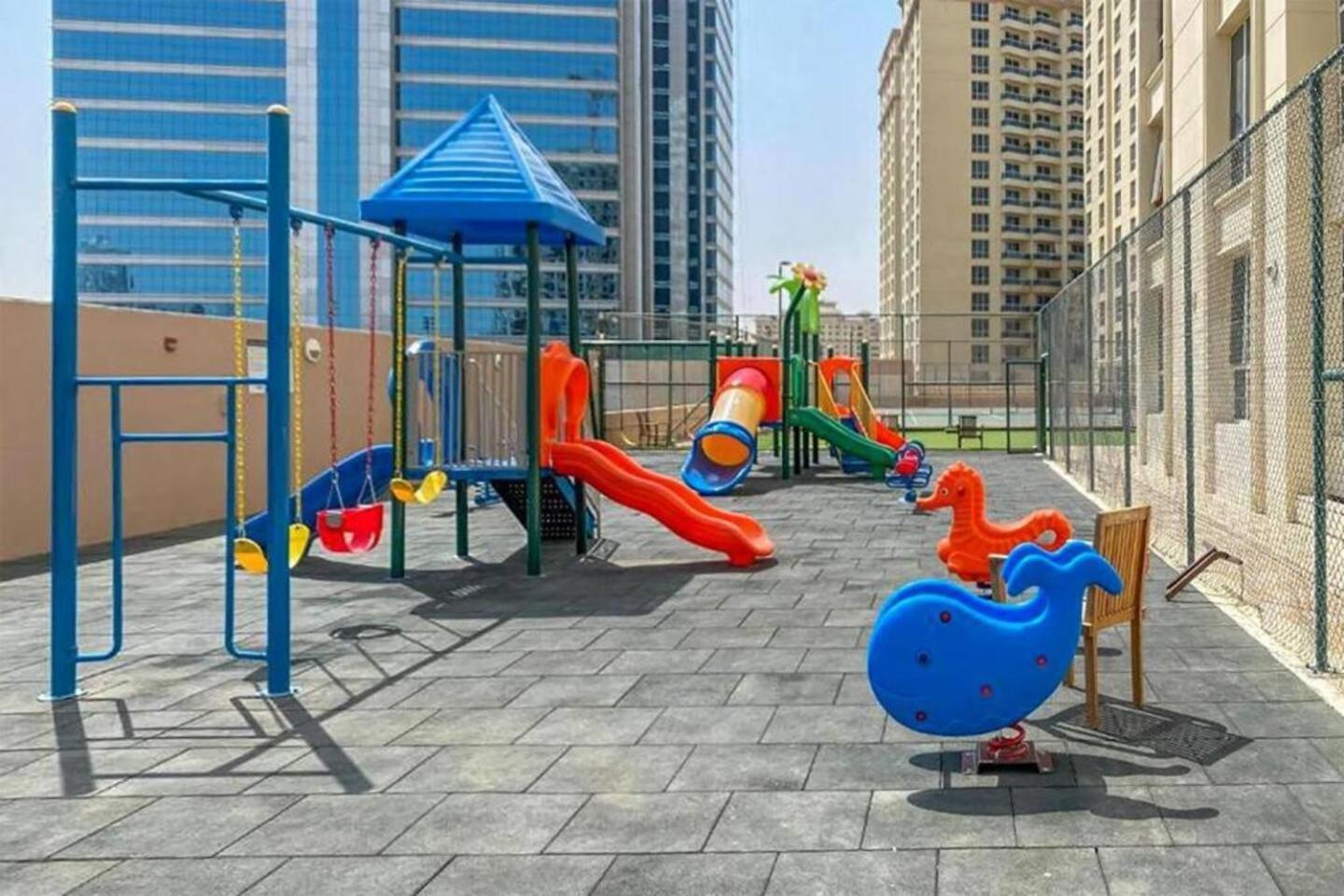 Cosmos Living Stunning In Vista Impz Apartment Dubai