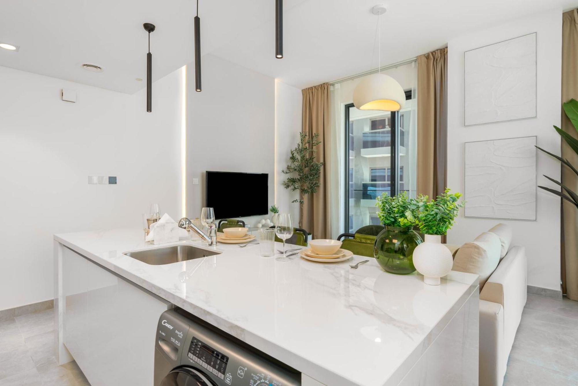 Chic & Modern Retreat In The Heart Of Jvc / Designer Choice / Sunset Views / Large Corner Balcony / New Building / 4 People Dubai