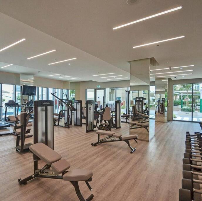 Apartment Stunning 1br At Harbour Views Creek *