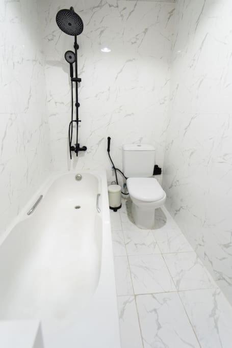 Lux Full Sea View 2br Near Jbr And Metro Apartment Dubai