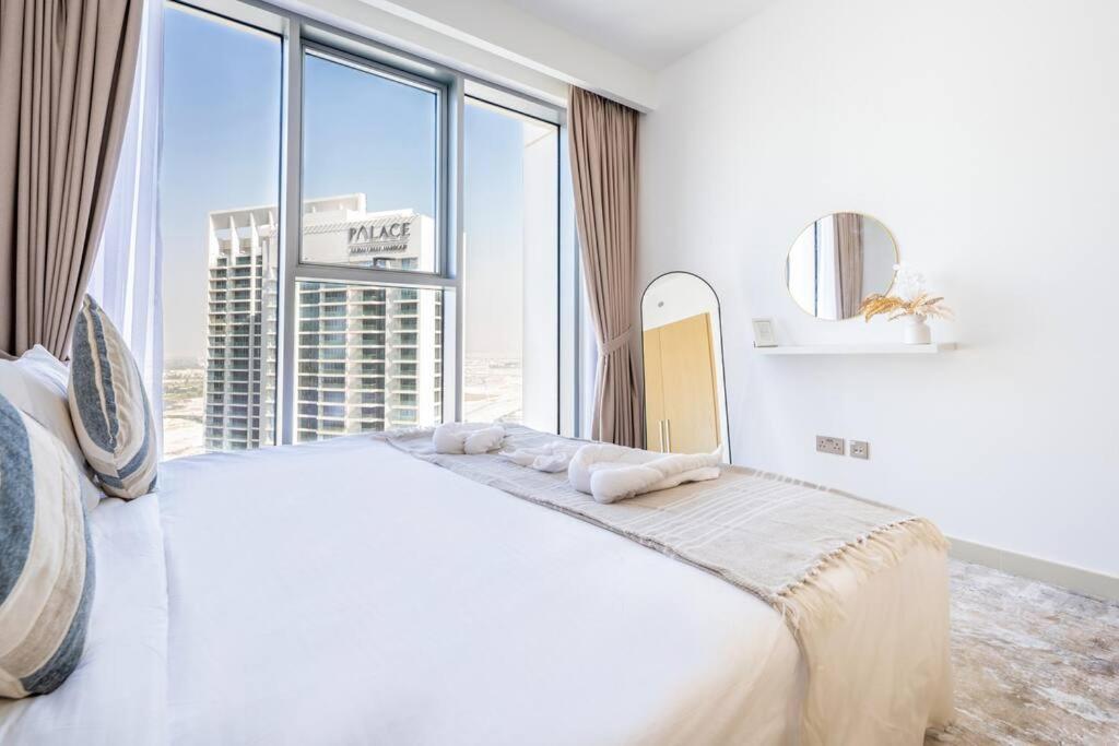 Elegant 1br In 17 Icon Bay Creek Apartment