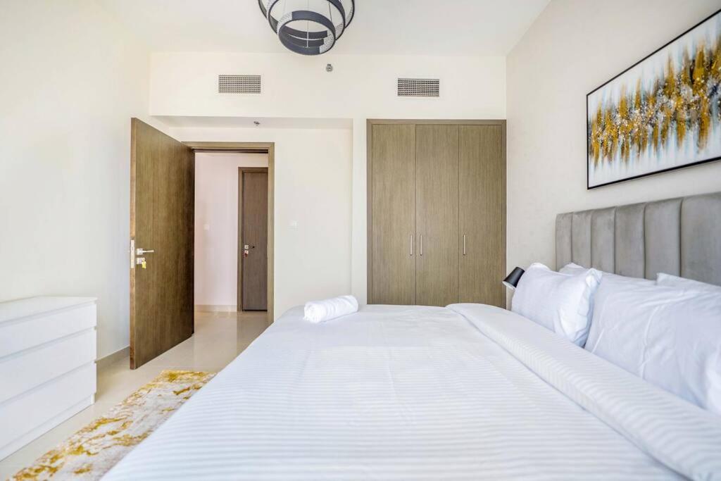 Stunning 1br At Harbour Views Creek Apartment *
