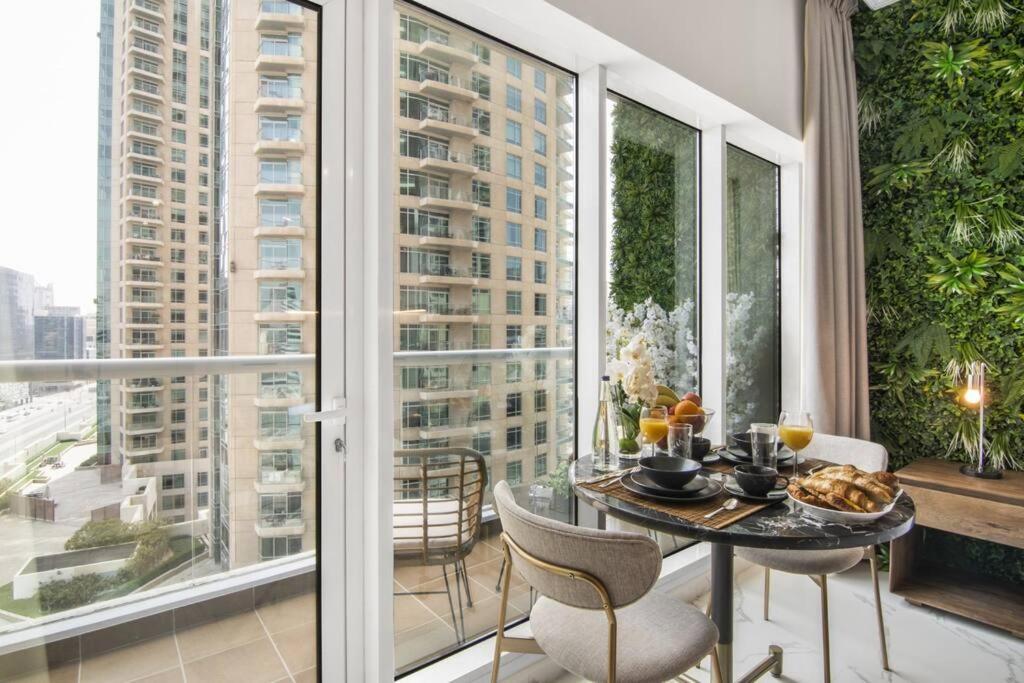 Apartment First Class With Premium And Stylish Dubai