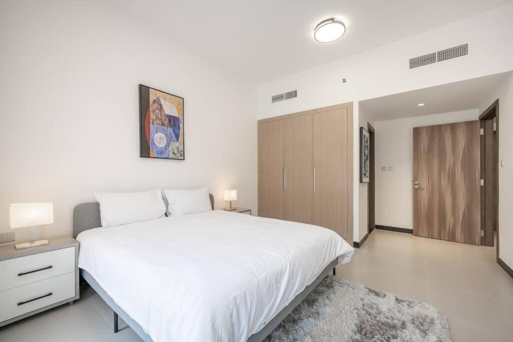 Modern 1 Bedroom In Aria