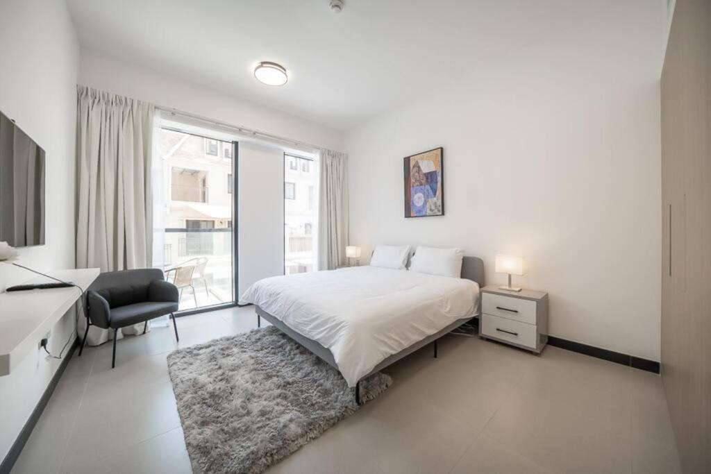 Modern 1 Bedroom In Aria * Dubai