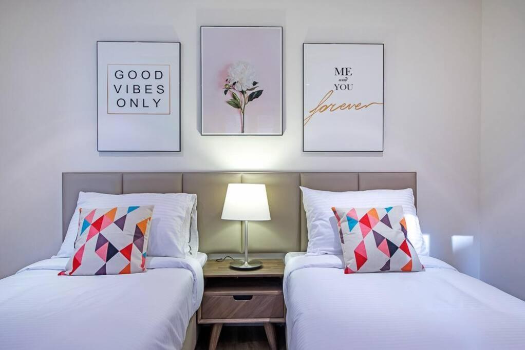 First Class 2br Oldtown Complex In Downtown * Dubai