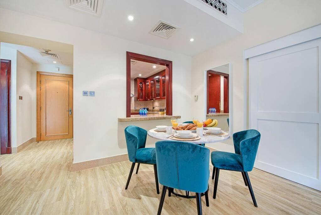 First Class 2br Oldtown Complex In Downtown Apartment Dubai