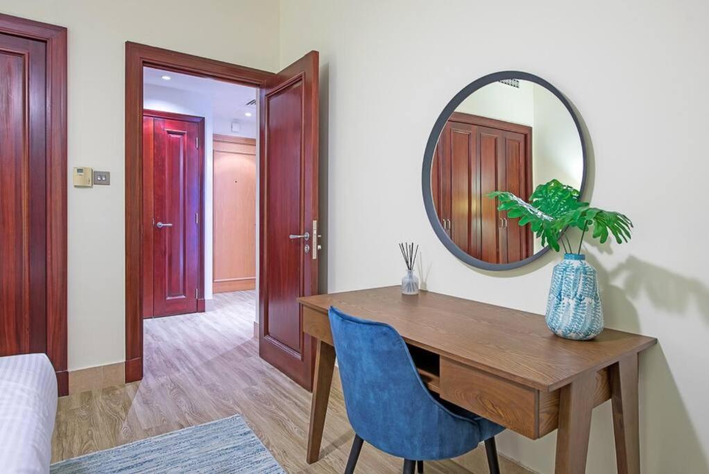 Apartment First Class 2br Oldtown Complex In Downtown *