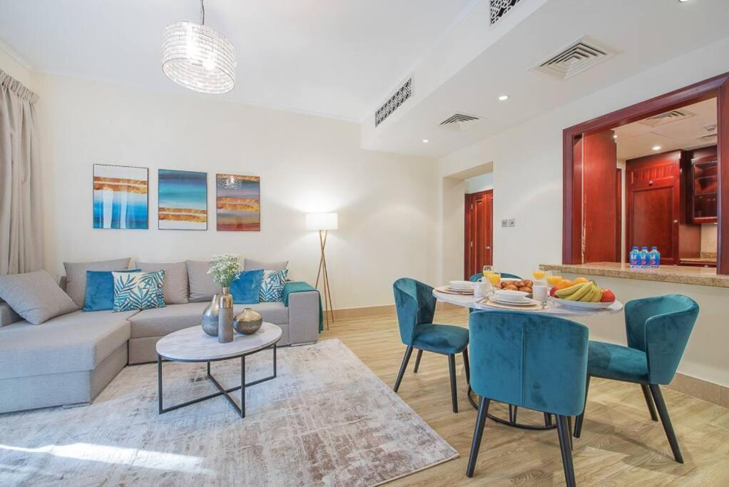 Apartment First Class 2br Oldtown Complex In Downtown