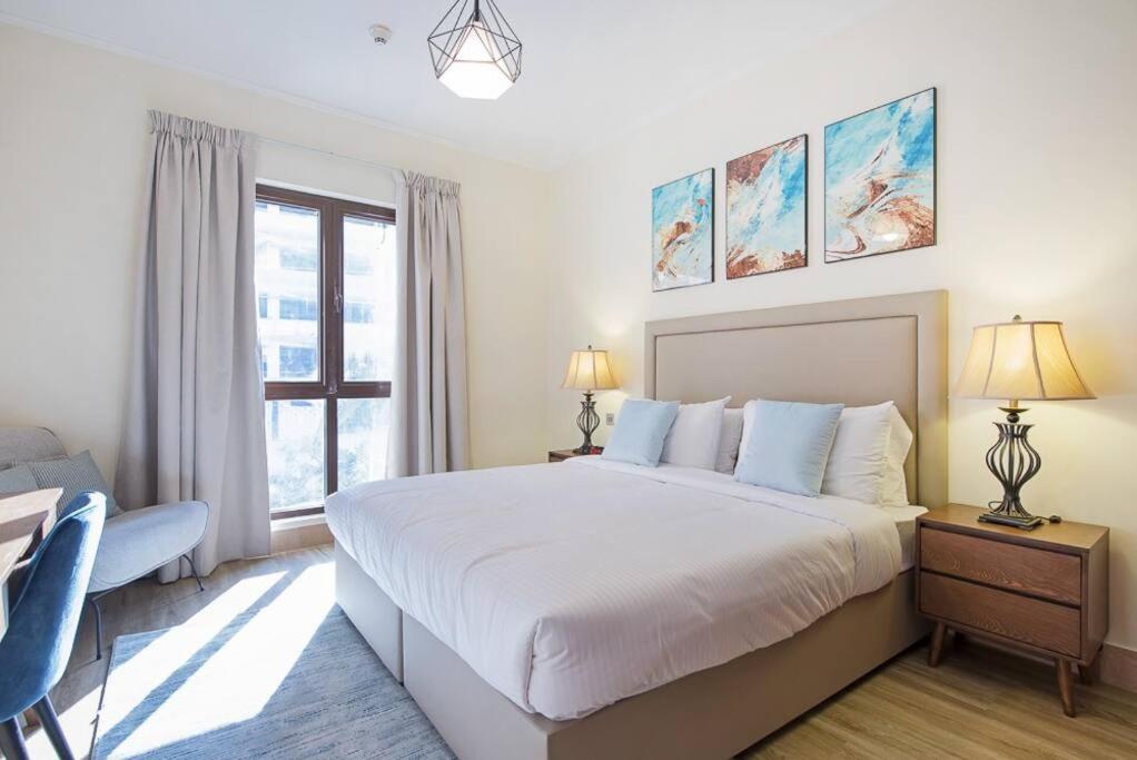 First Class 2br Oldtown Complex In Downtown Apartment
