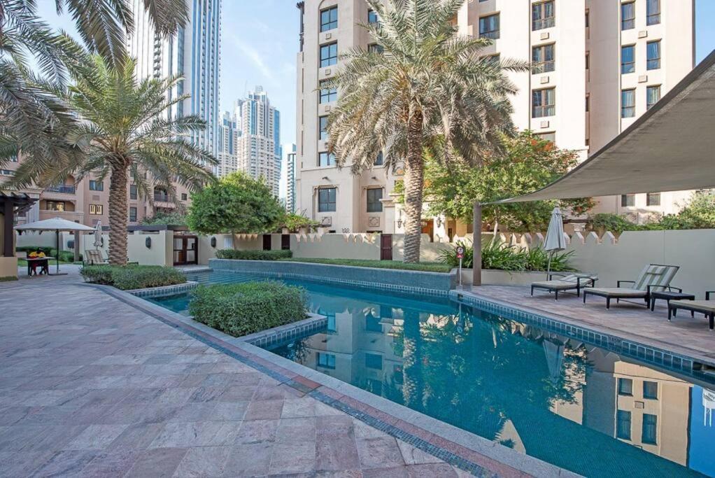 Apartment First Class 2br Oldtown Complex In Downtown Dubai