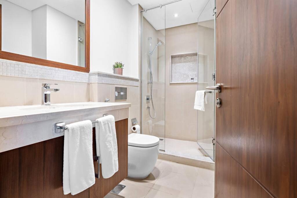 First Class 3br With Magical View Of Burj Khalifa Apartment Dubai