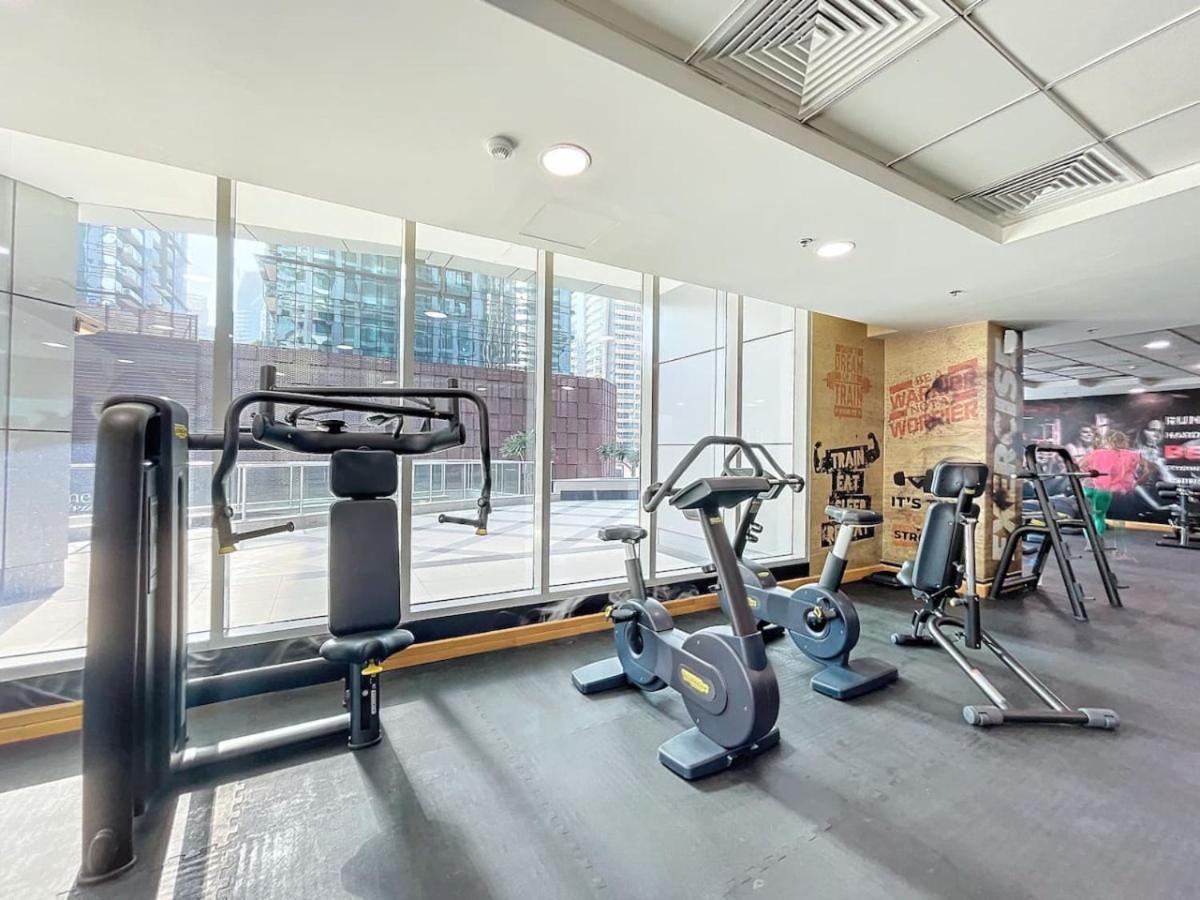 Apartment Torch Tower - Glamorous Two Bedroom *