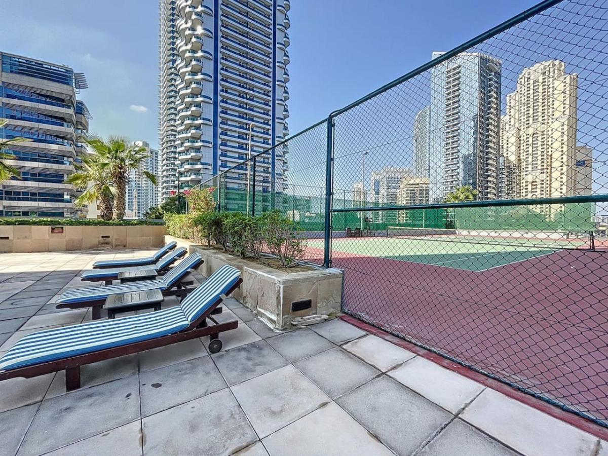 Damac Waves - Lovely One Bedroom Dubai