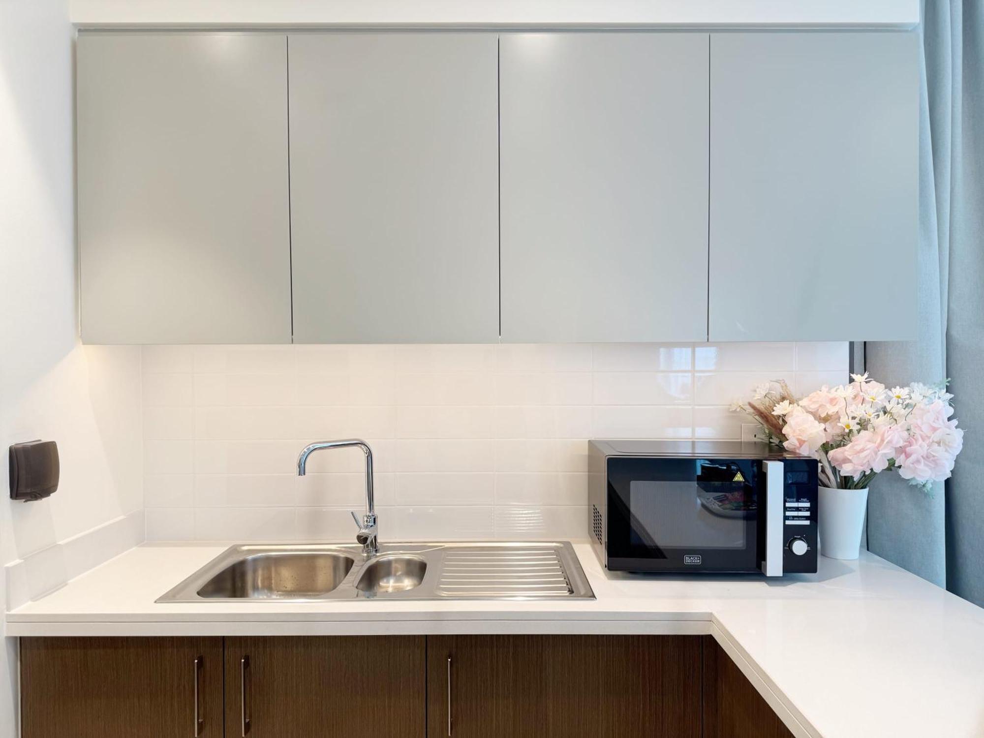 2br With Skyline Views At Forte Near Opera Apartment *