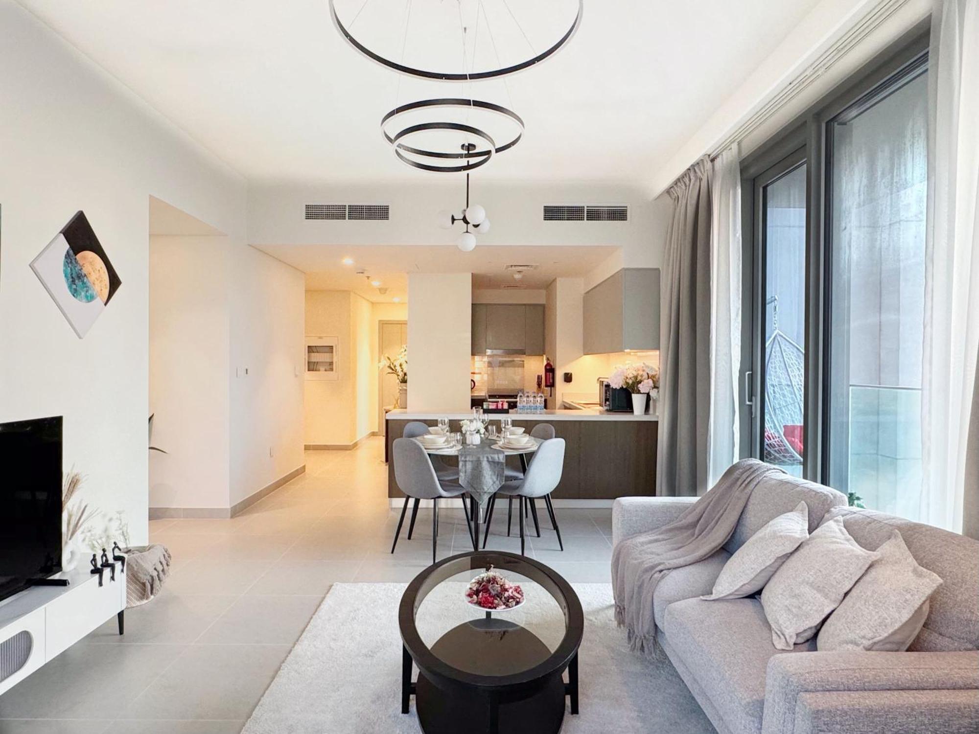 2br With Skyline Views At Forte Near Opera Dubai