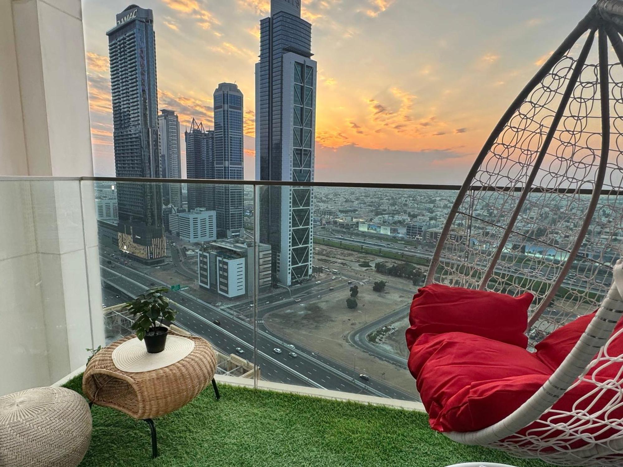 2br With Skyline Views At Forte Near Opera Dubai