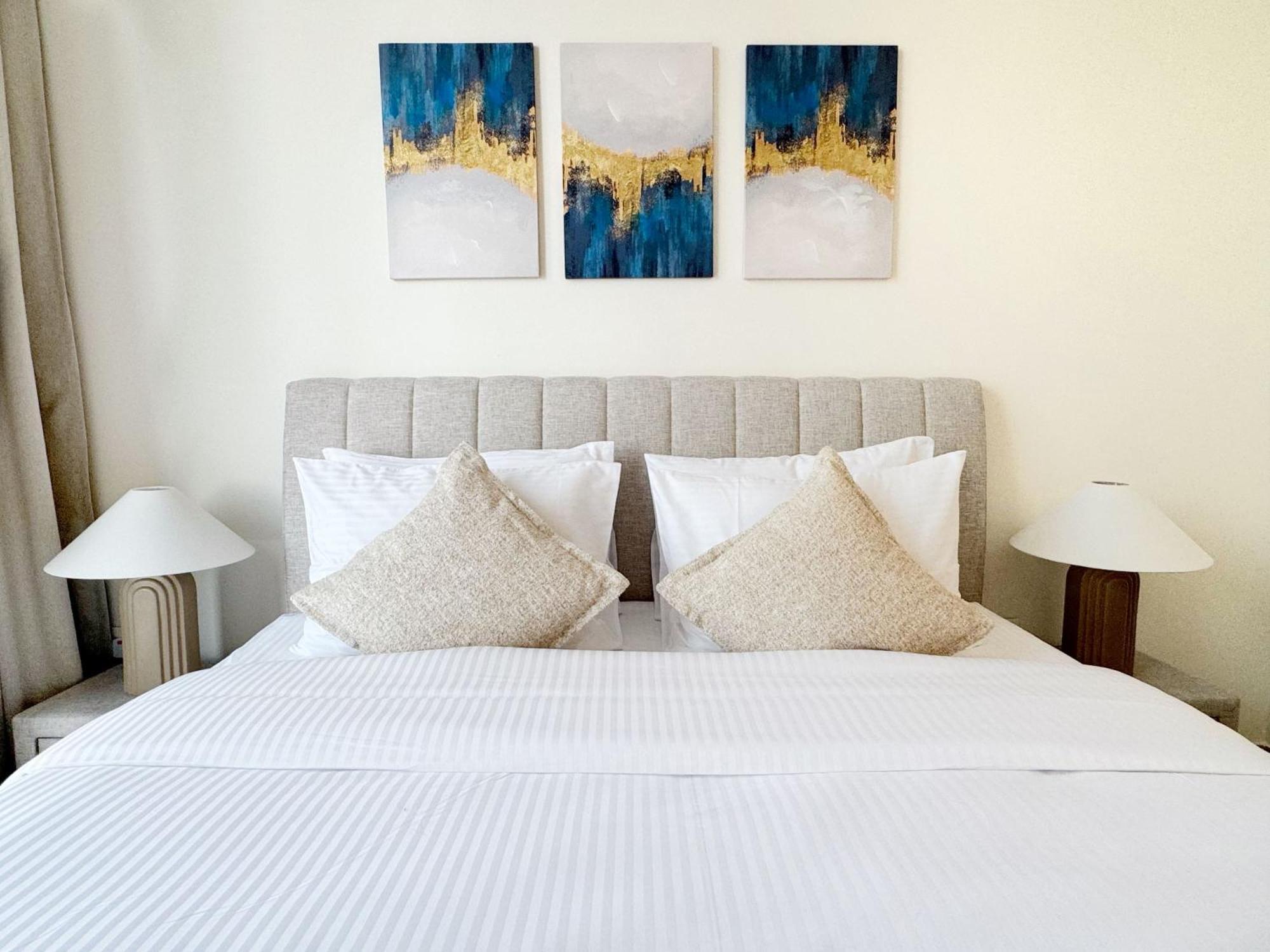 2br With Skyline Views At Forte Near Opera Dubai
